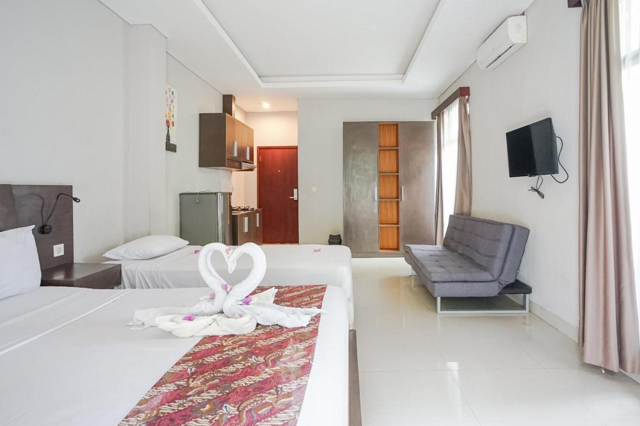Hotel Akarsa Transit à Sanur Extérieur photo