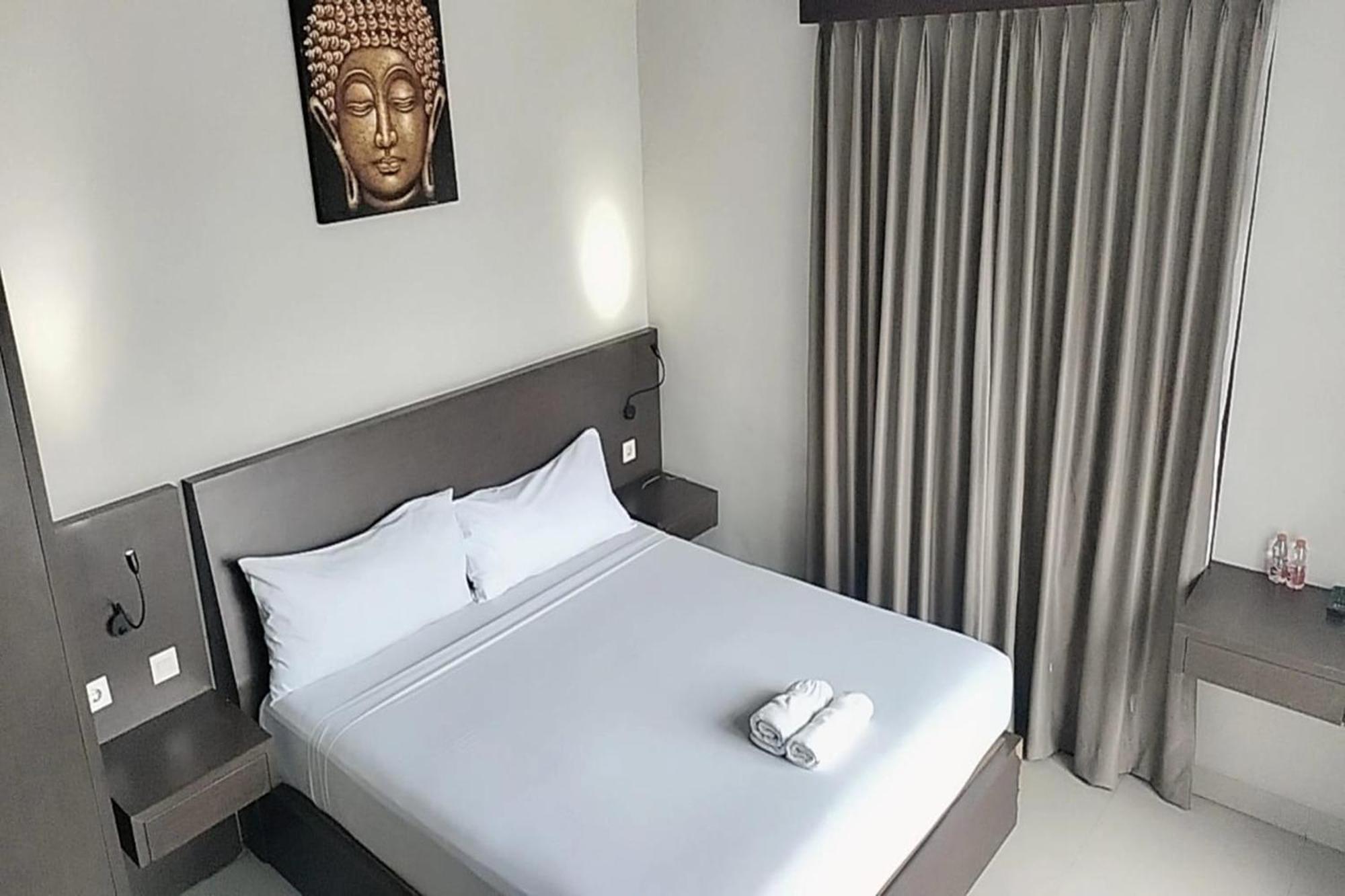 Hotel Akarsa Transit à Sanur Extérieur photo