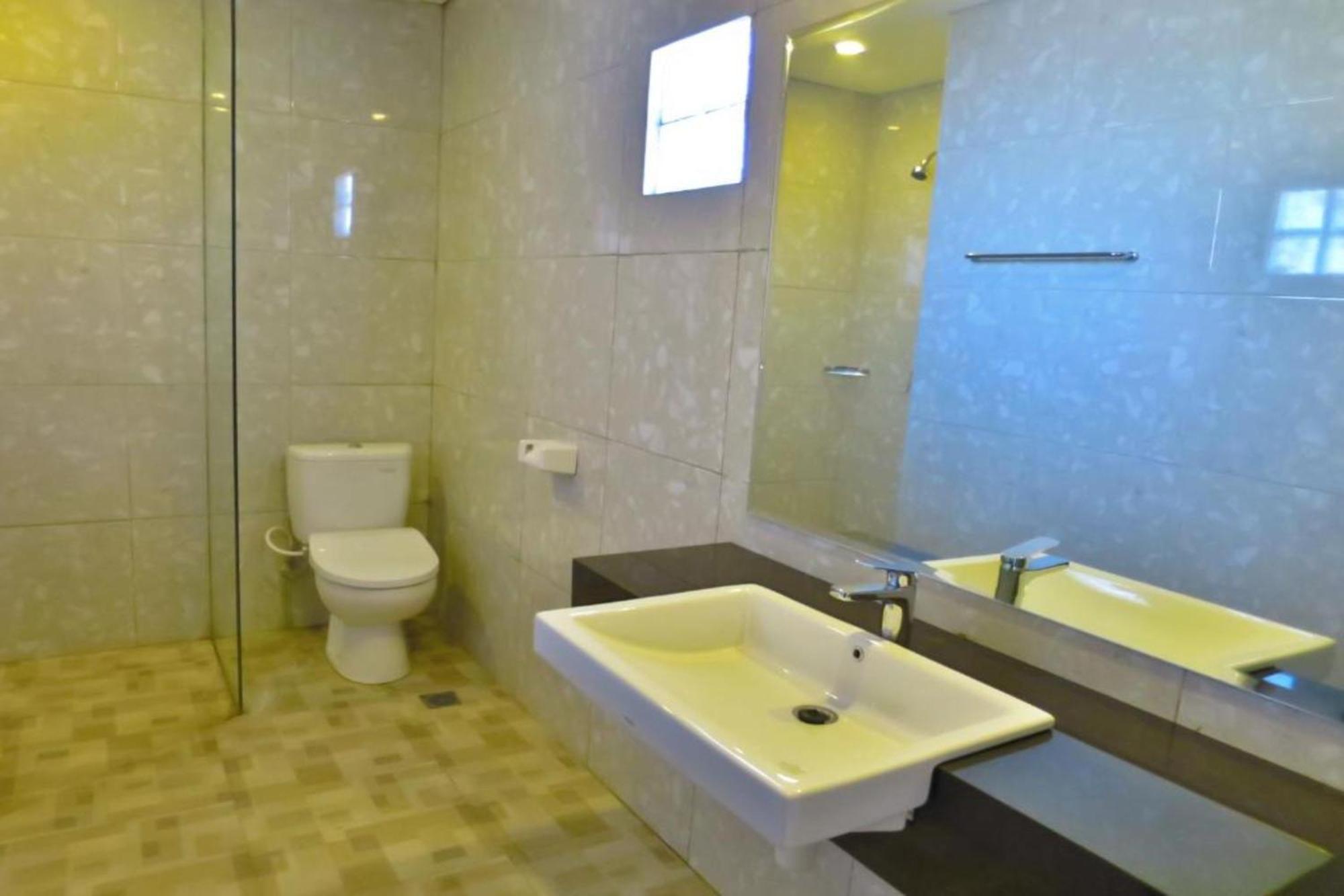Hotel Akarsa Transit à Sanur Extérieur photo